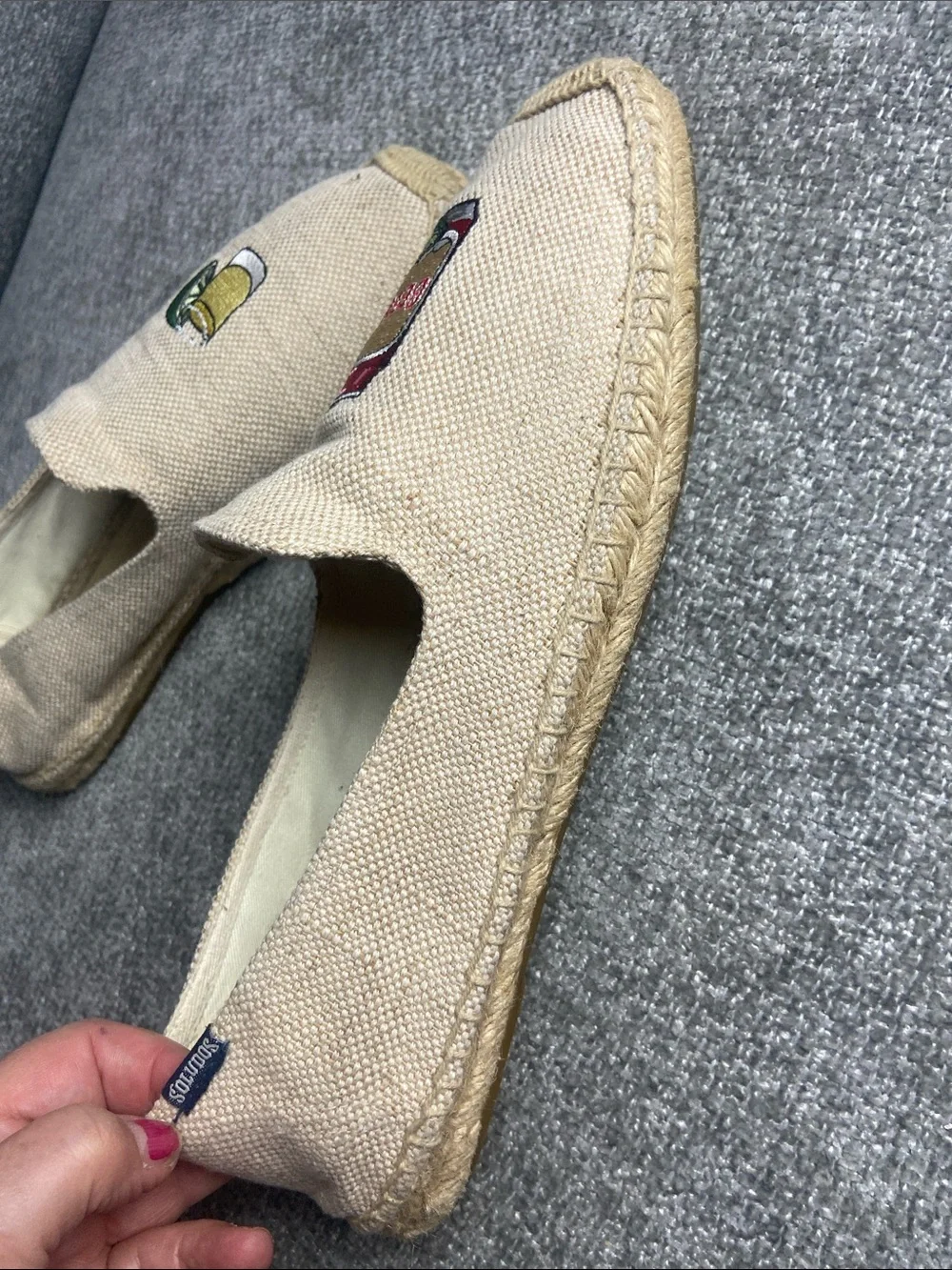 Soludos Natural Canvas mens size 12 Espadrilles with Red & Green Drink Embroider